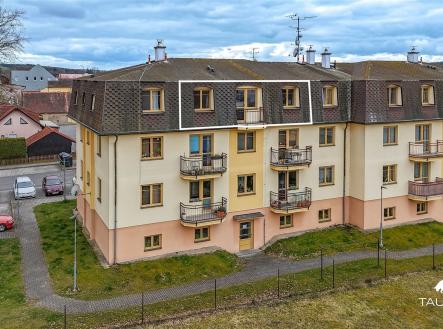 Pronájem bytu, 2+1, 58 m²