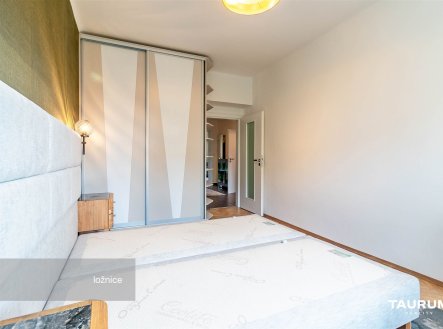 Pronájem bytu, 2+1, 69 m²
