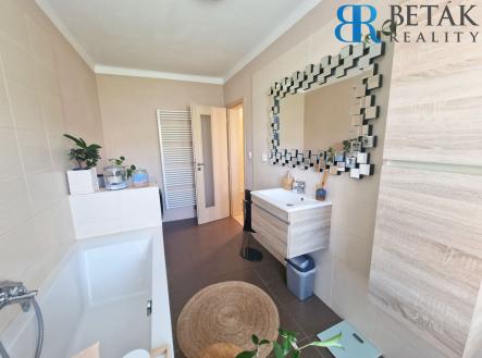 Prodej domu/vily, 200 m²