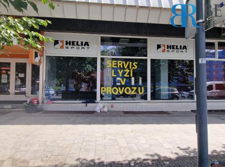 Pronájem obchodní prostory, 373 m²