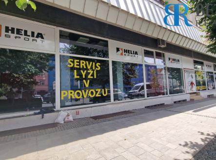 Pronájem obchodní prostory, 373 m²