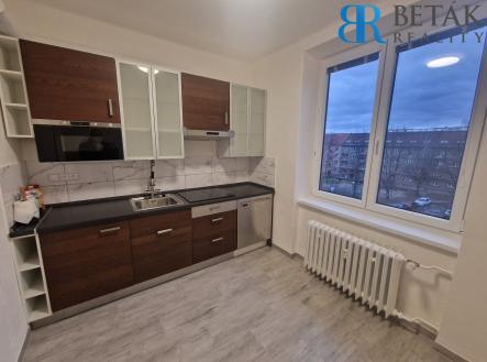 Pronájem bytu, 2+1, 70 m²