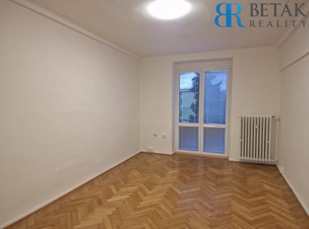 Pronájem bytu, 2+1, 70 m²