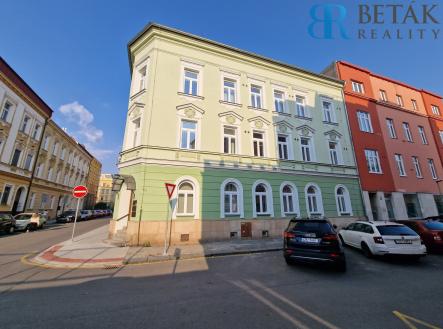 Prodej nájemního domu, 850 m²