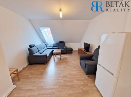 Pronájem bytu, 2+kk, 62 m²