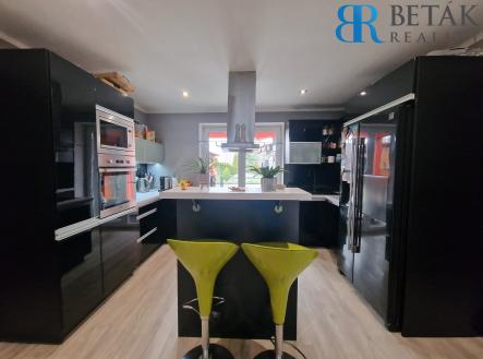 Prodej domu/vily, 200 m²