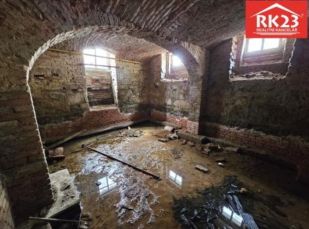 Pronájem obchodní prostor, 130 m²