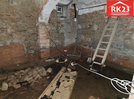 Pronájem obchodní prostor, 130 m²