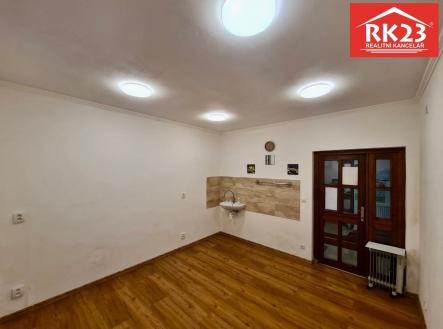Pronájem - obchodní prostor, 13 m²