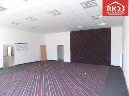 Pronájem - obchodní prostor, 228 m²