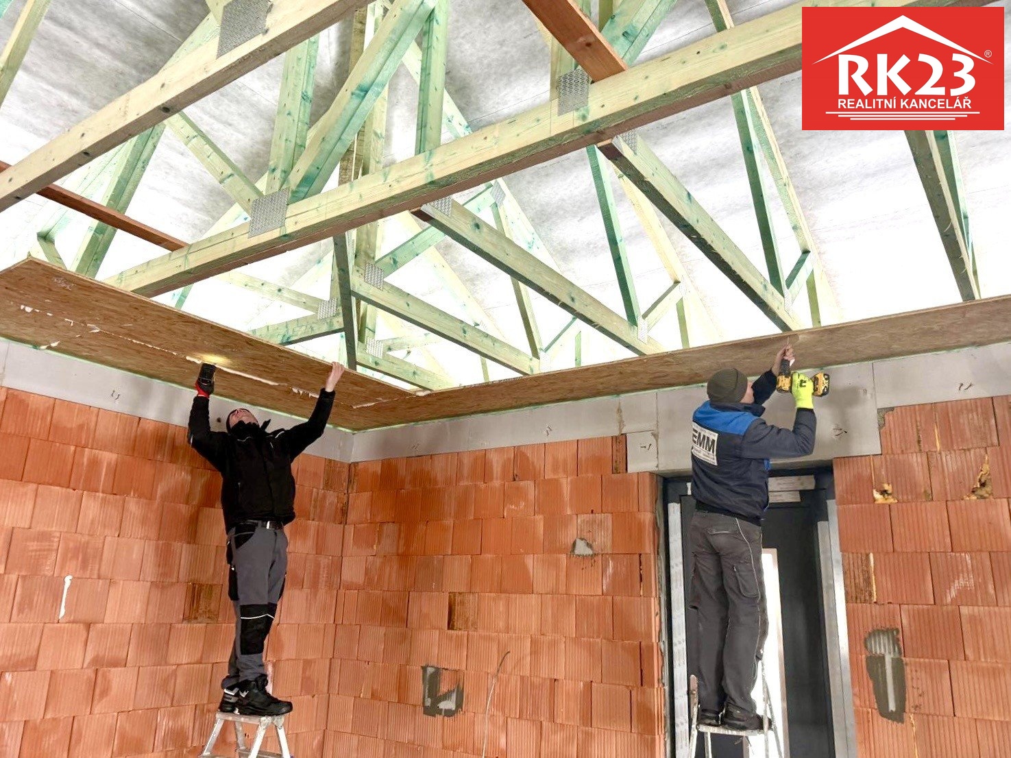 1c9e2ca2-6472-4e7d-b751-a3ae68b61648