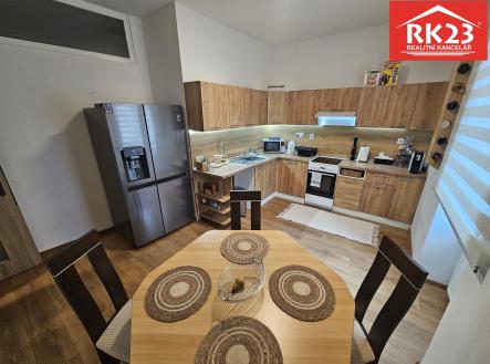 Pronájem bytu, 2+1, 80 m²