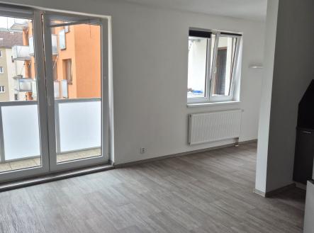 Pronájem bytu, 1+kk, 44 m²