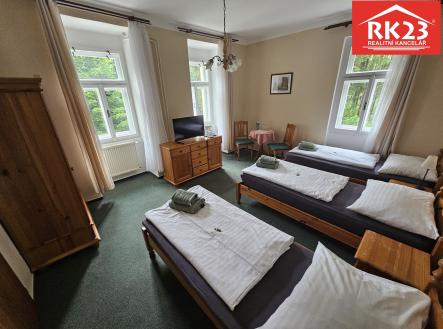 Pronájem hotel, 435 m²