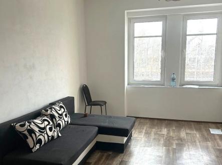 Pronájem bytu, 2+1, 42 m²