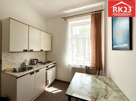 Pronájem bytu, 1+kk, 40 m²