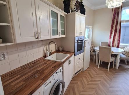 Pronájem bytu, 2+1, 65 m²