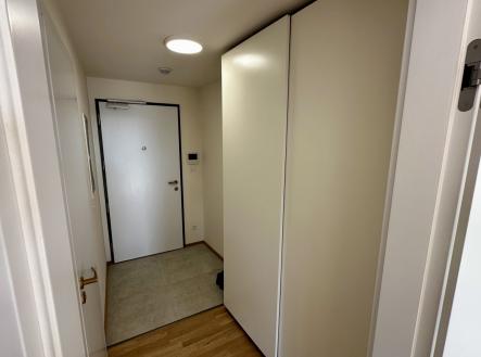 Pronájem bytu, 1+kk, 27 m²