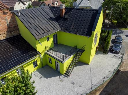 Prodej - nájemní dům, 165 m²