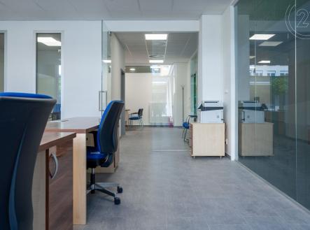 Pronájem obchodní prostor, 80 m²