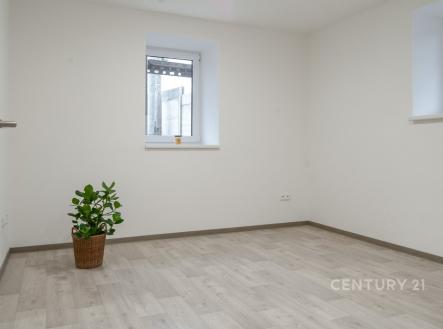 Pronájem bytu, 2+kk, 42 m²