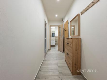 Pronájem bytu, 2+1, 45 m²