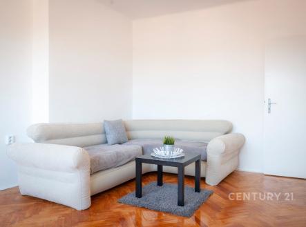 Pronájem bytu, 2+1, 50 m²