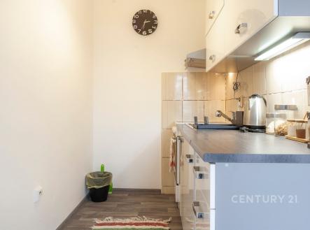 Pronájem bytu, 1+kk, 30 m²