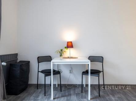 Pronájem bytu, 1+kk, 30 m²