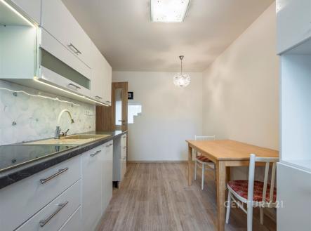 Pronájem bytu, 2+1, 58 m²
