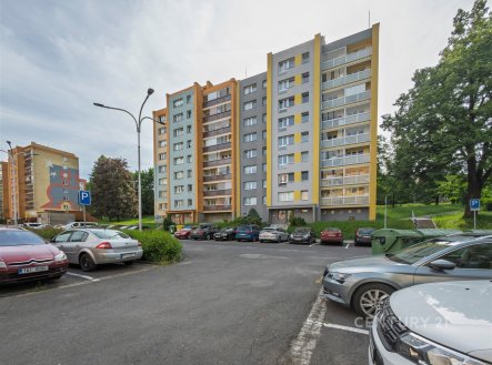 Pronájem bytu 2+1 s balkonem, Kopřivnice, ul. I. Šustaly.