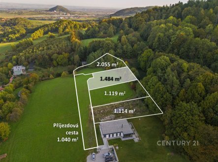 Prodej pozemku pro bydlení, 1 744 m²
