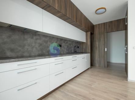 Pronájem bytu, 2+kk, 75 m²