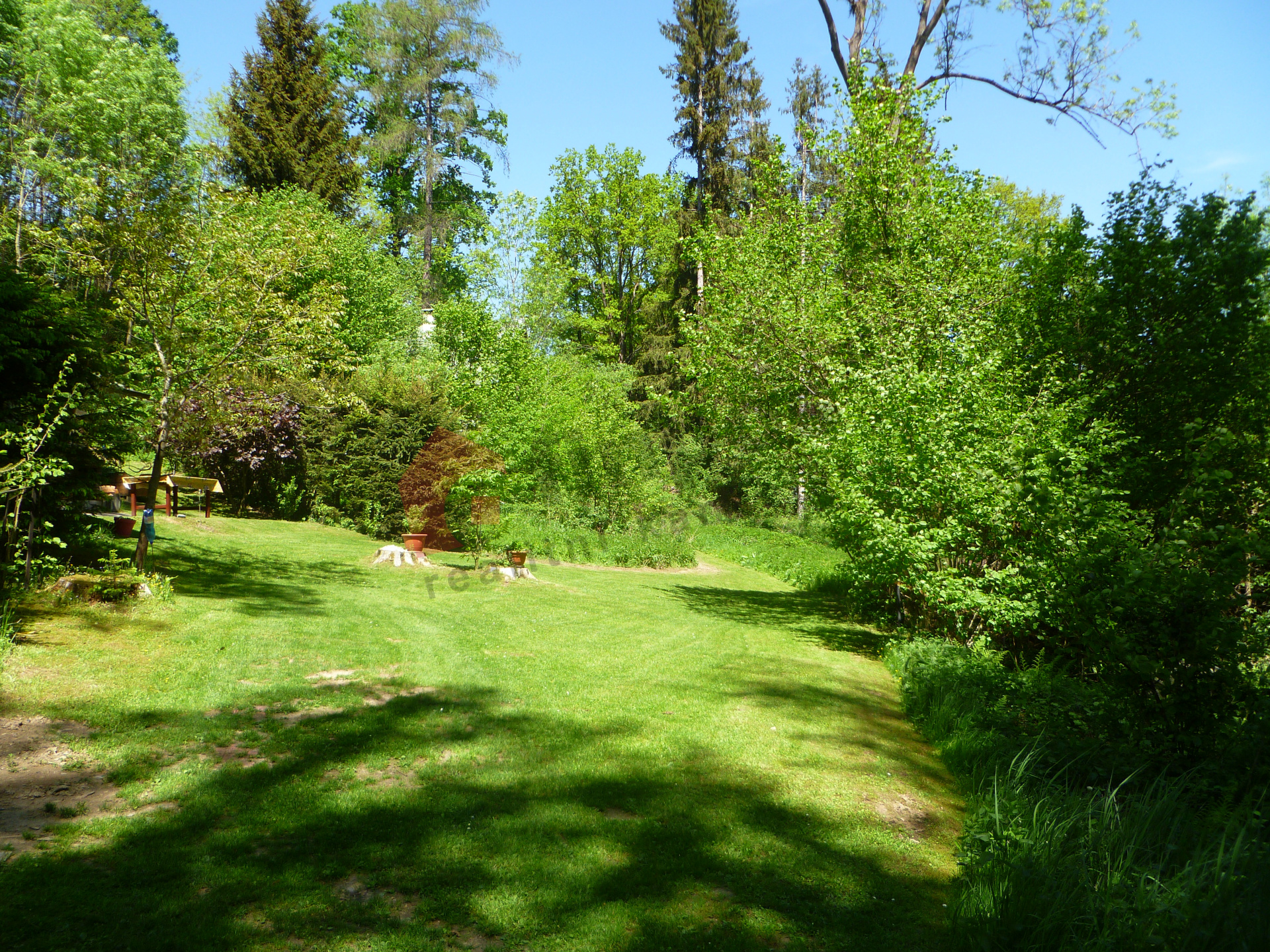 Prodej chaty 44 m2, pozemek 100 m2 v Dolní Stropnici, okr.České Budějovice