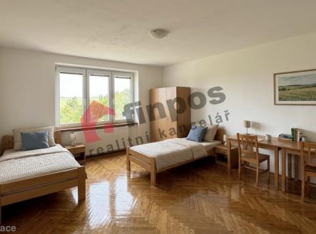 Pronájem domu/vily, 184 m²