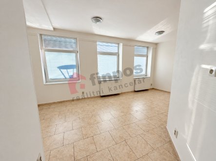 Pronájem bytu, 1+kk, 30 m²