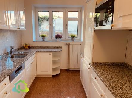 Pronájem bytu, 4+1, 100 m²