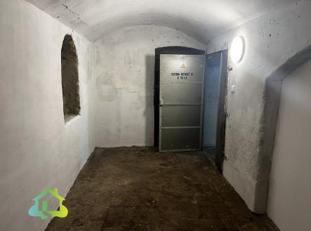 Pronájem komerčního objektu, sklad, 8 m²