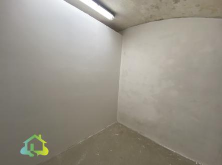 Pronájem komerčního objektu, sklad, 6 m²
