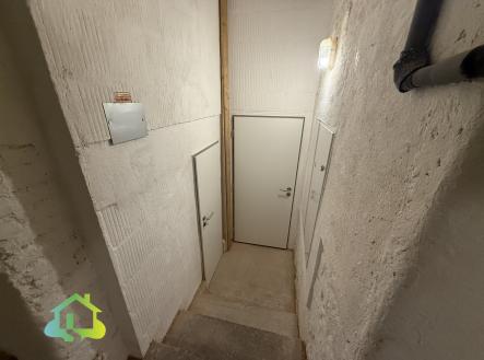 Pronájem komerčního objektu, sklad, 6 m²