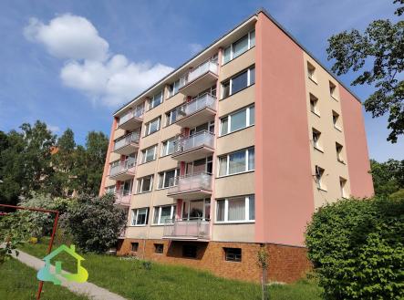 Pronájem bytu, 4+kk, 77 m²