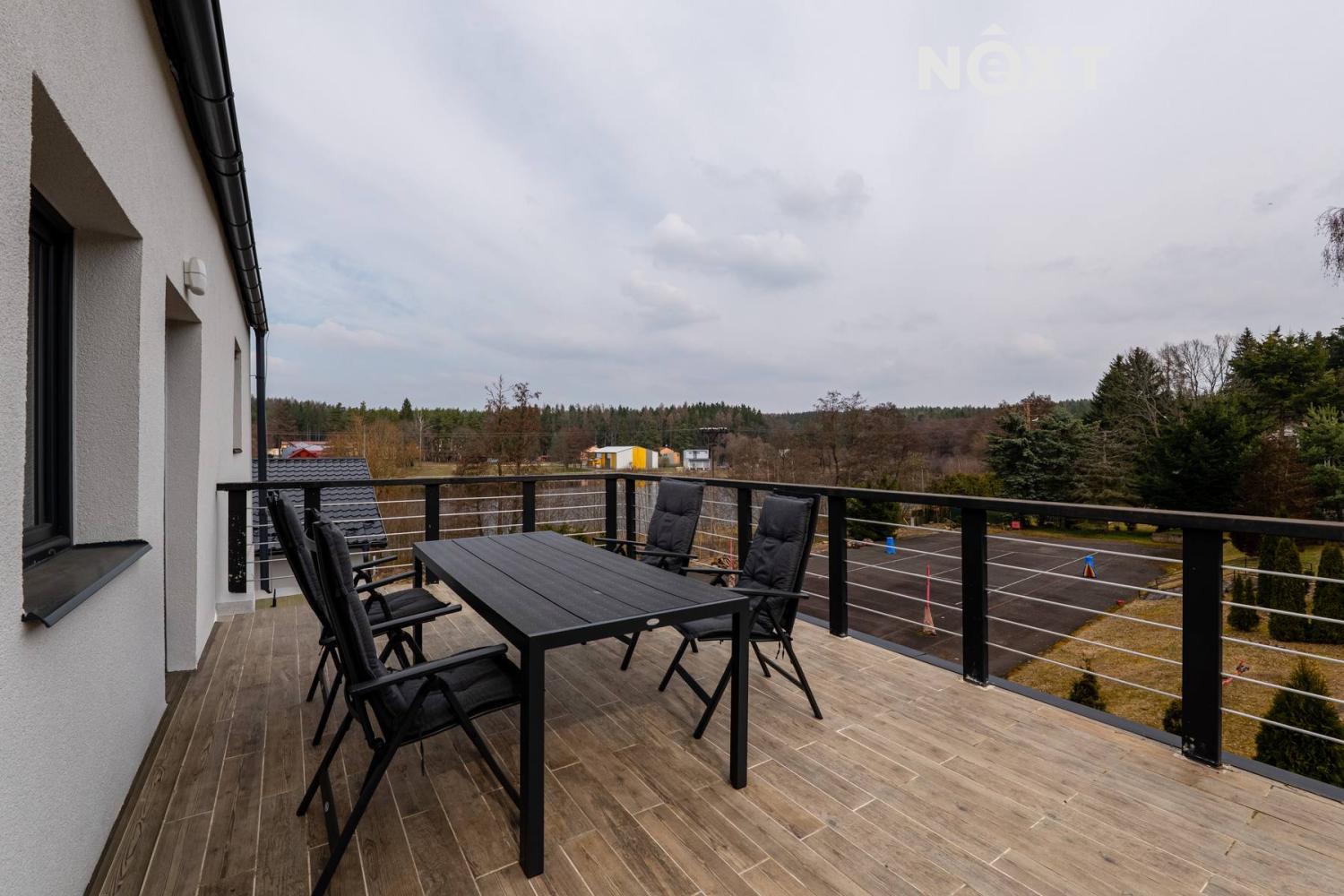 Prodej komerční Apartmány, 63㎡