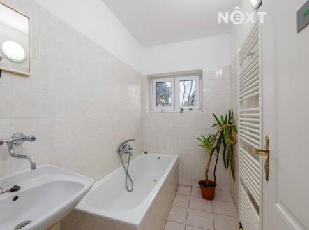 Pronájem bytu, 4+1, 119 m²