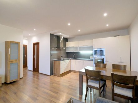 2+kk Hořanská ulice, Praha 3 - Žižkov