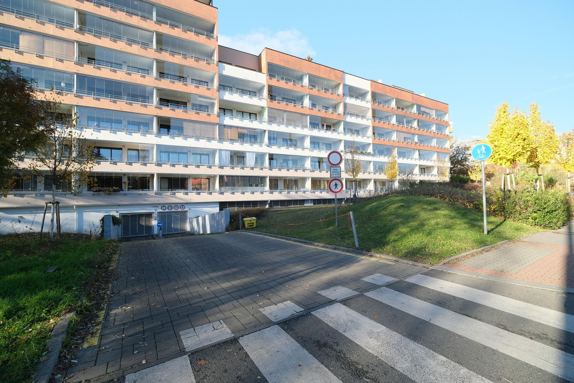 Garážové stání Praha 4 Modřany, Soukalova ulice