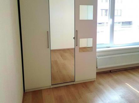 Pronájem bytu, 2+kk, 43 m²