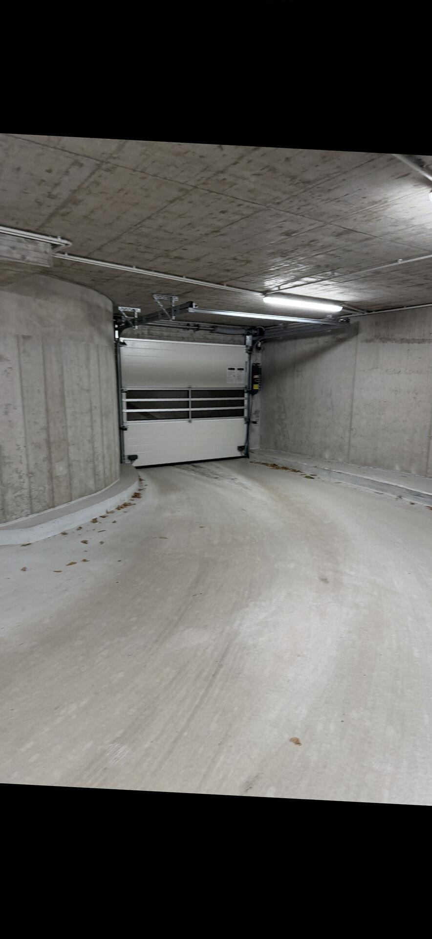 garážové stání Praha 9 Hloubětín, Kbelská ulice