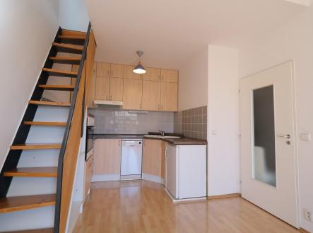 Pronájem bytu, 2+kk, 57 m²