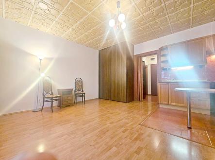 Pronájem bytu, 1+kk, 35 m²
