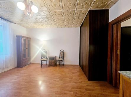 Pronájem bytu, 1+kk, 35 m²